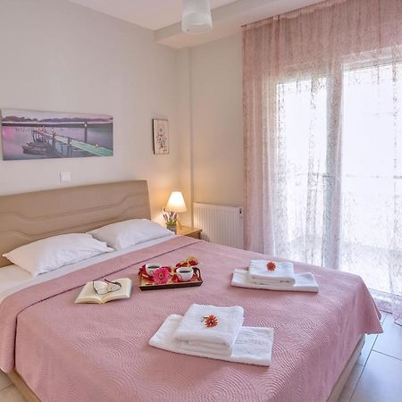 Sun & Sea Luxury Apartment Néa Péramos Εξωτερικό φωτογραφία