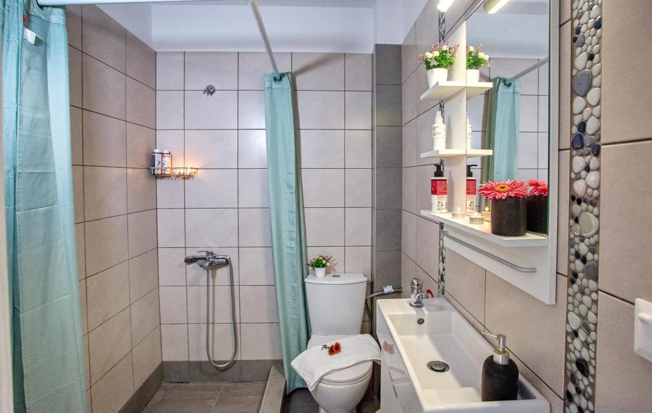 Sun & Sea Luxury Apartment Néa Péramos Εξωτερικό φωτογραφία