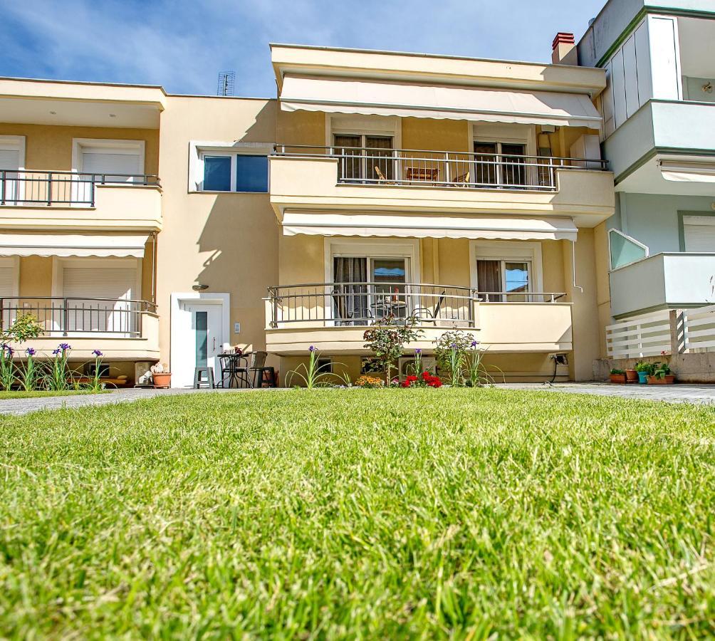 Sun & Sea Luxury Apartment Néa Péramos Εξωτερικό φωτογραφία
