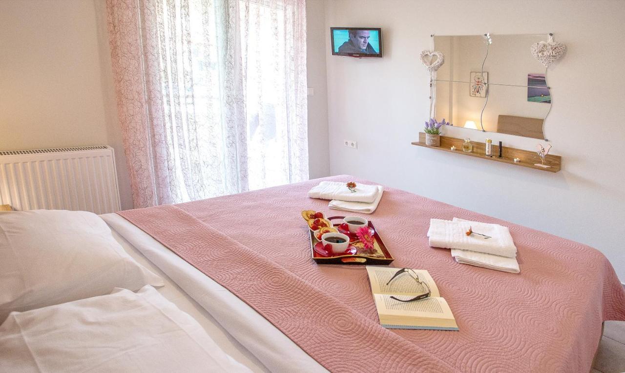 Sun & Sea Luxury Apartment Néa Péramos Εξωτερικό φωτογραφία