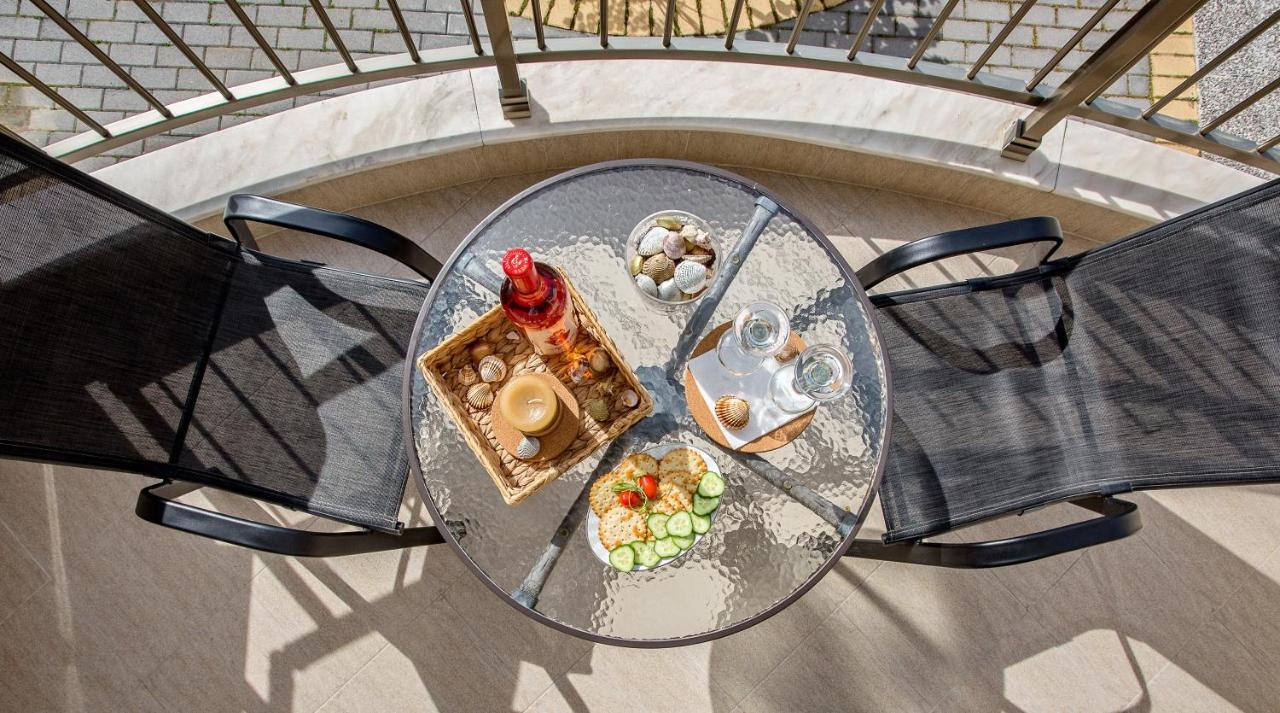 Sun & Sea Luxury Apartment Néa Péramos Εξωτερικό φωτογραφία