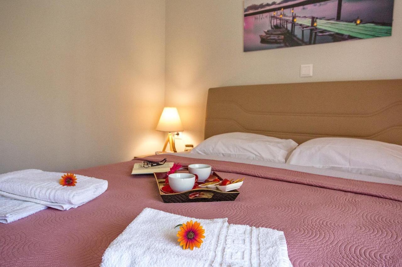 Sun & Sea Luxury Apartment Néa Péramos Εξωτερικό φωτογραφία